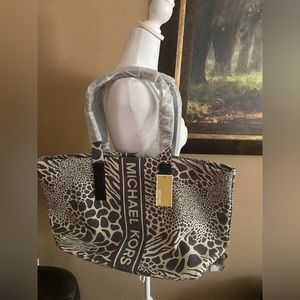 Michael Kors XL Tote Bag NEW